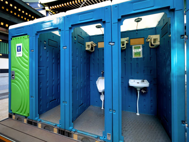 Best Portable toilet rental cost  in Uhrichsville, OH