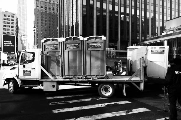 Best Emergency porta potty rental  in Uhrichsville, OH